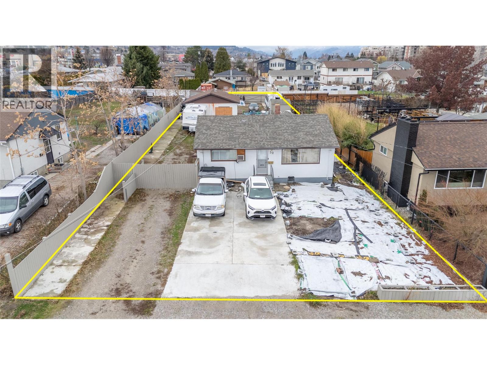 52 Okanagan Avenue W Property Photo 6