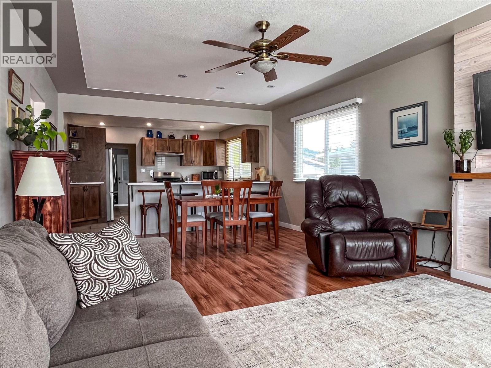 7817 89th Street Property Photo 24