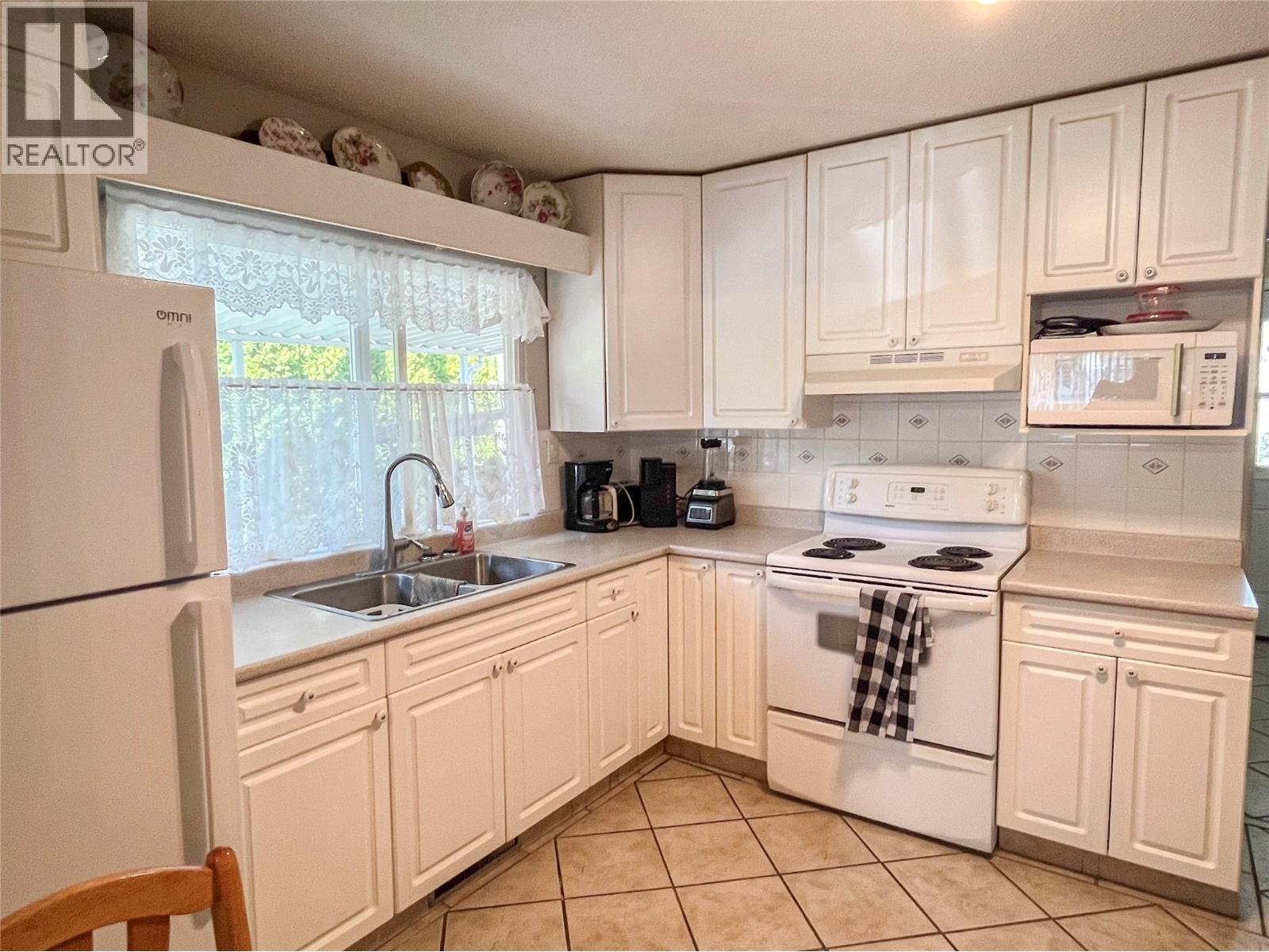 7817 89th Street Property Photo 39
