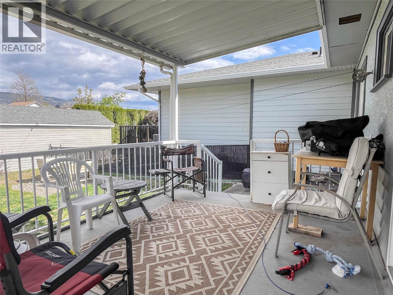 7817 89th Street Property Photo 40
