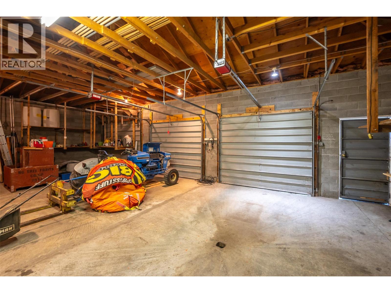 3910 North Naramata Road Property Photo 35