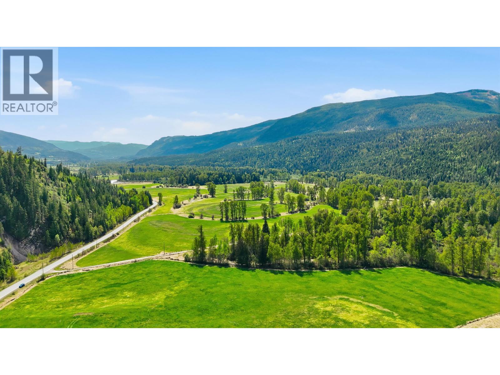 000 Lumby Mabel Lake Road Property Photo 11