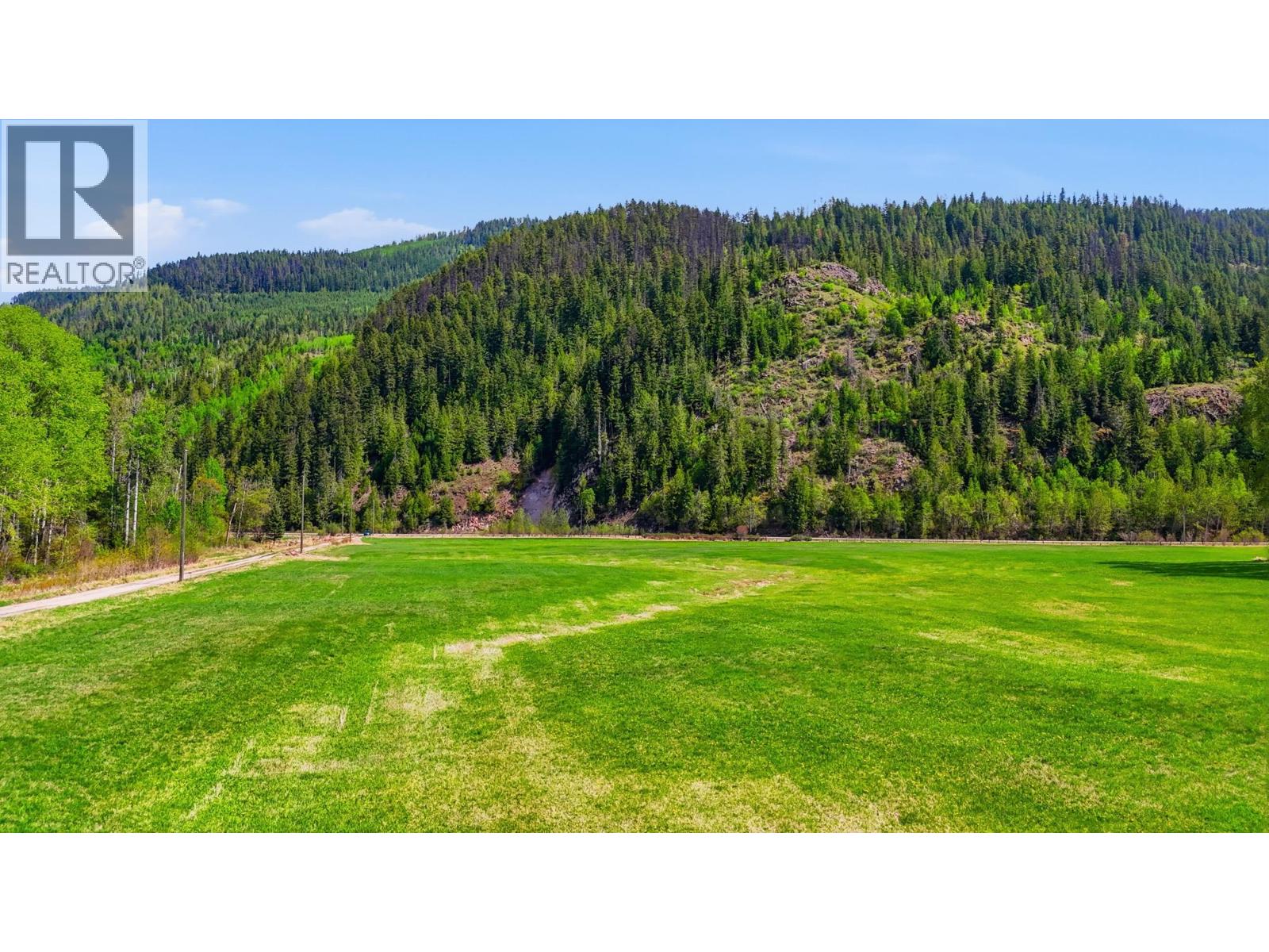 000 Lumby Mabel Lake Road Property Photo 20