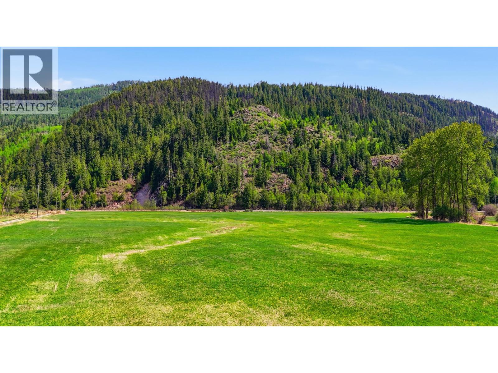 000 Lumby Mabel Lake Road Property Photo 21