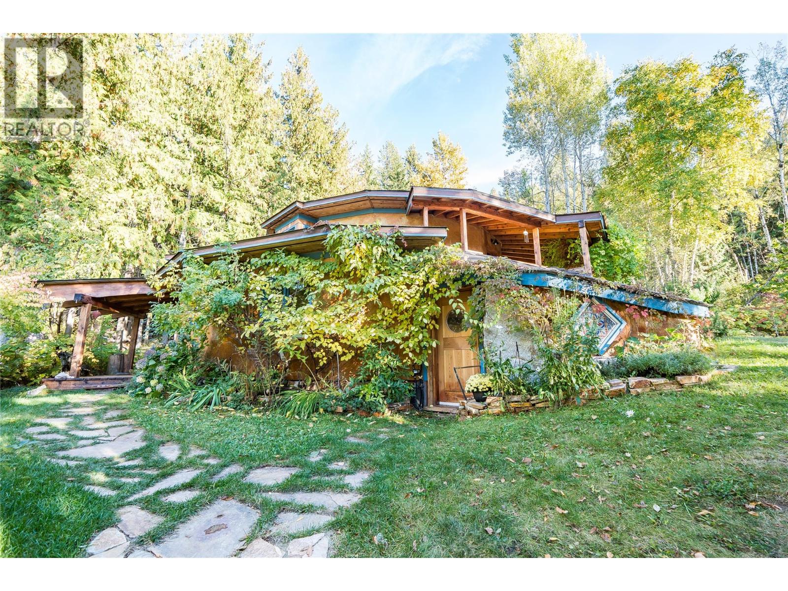 2129 Svoboda Road Property Photo 8