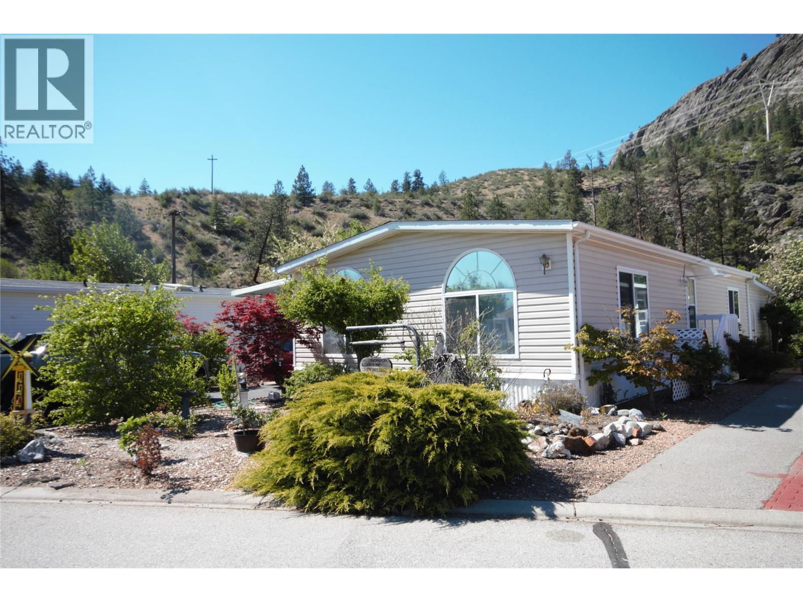 8598 Highway 97 Unit# 15 Property Photo 1