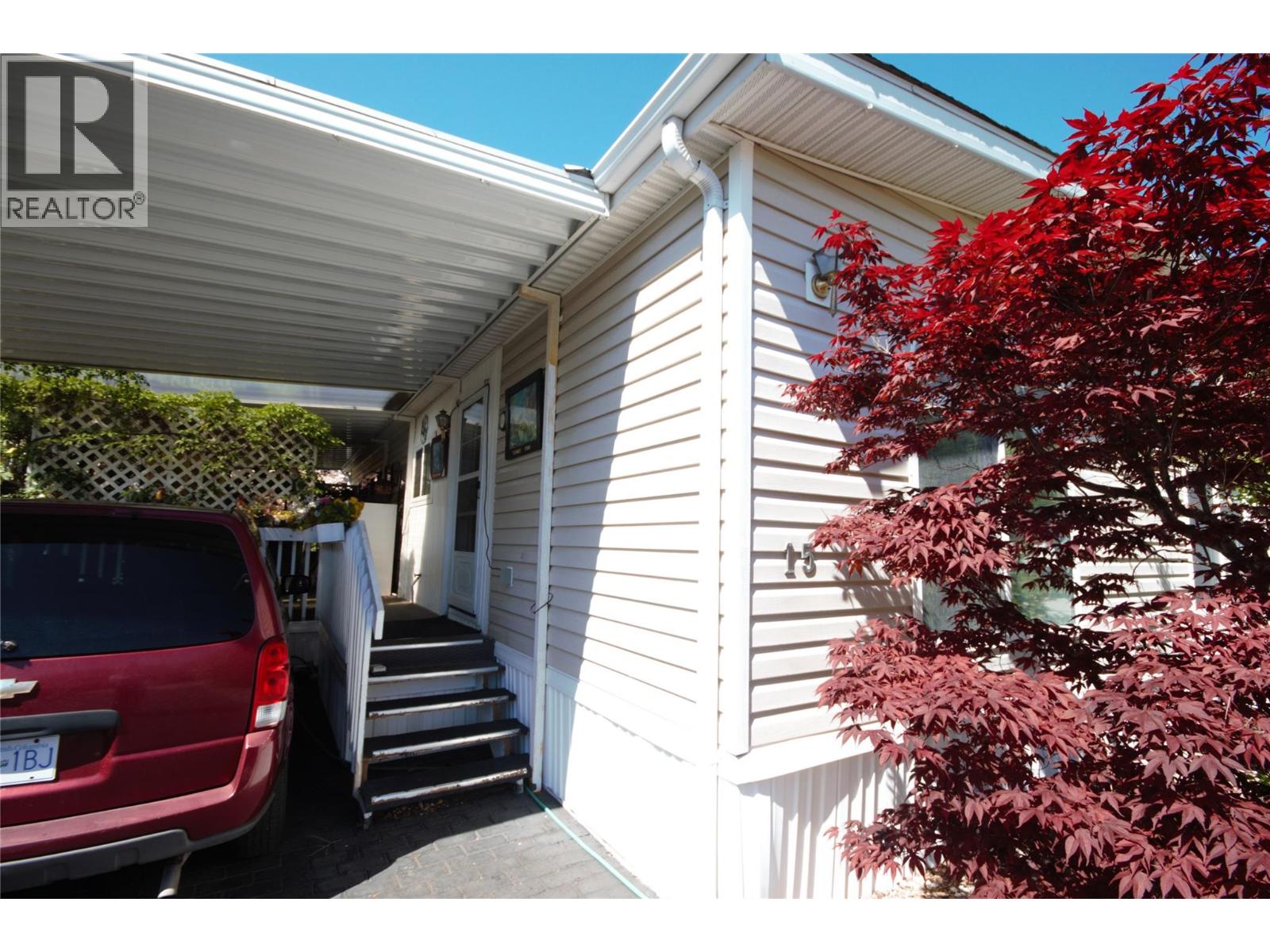 8598 Highway 97 Unit# 15 Property Photo 6