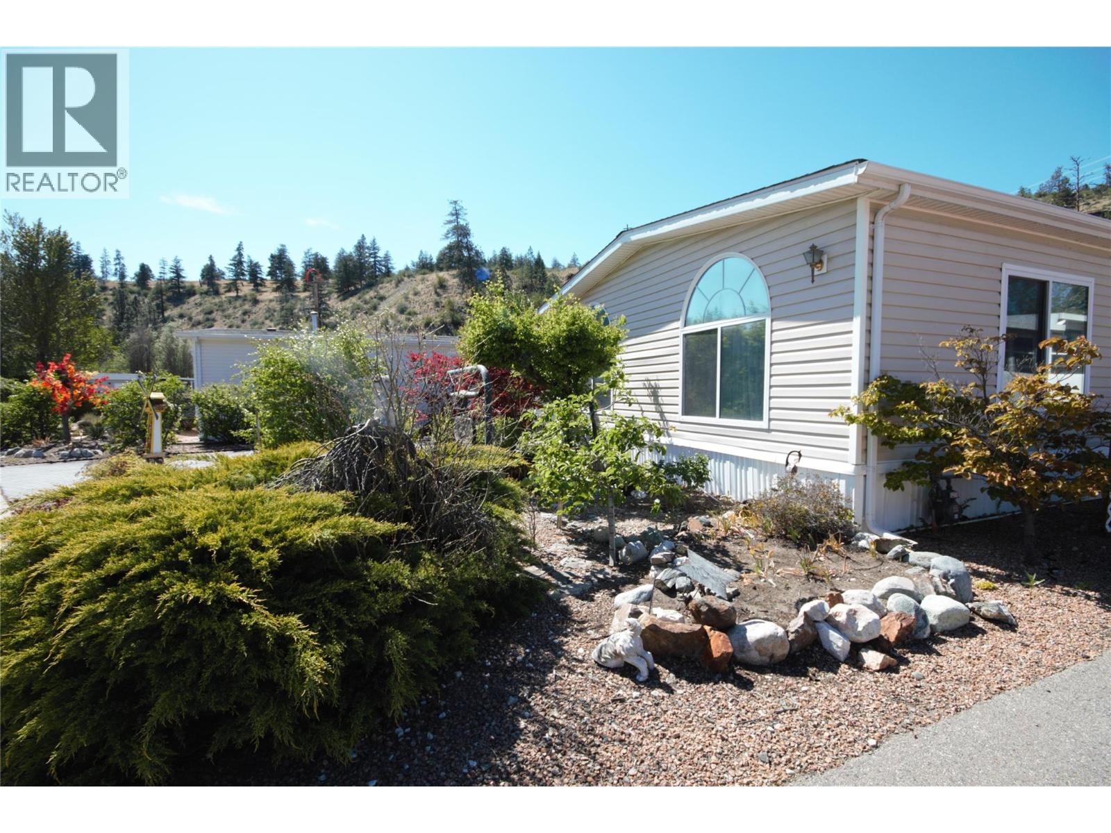 8598 Highway 97 Unit# 15 Property Photo 8