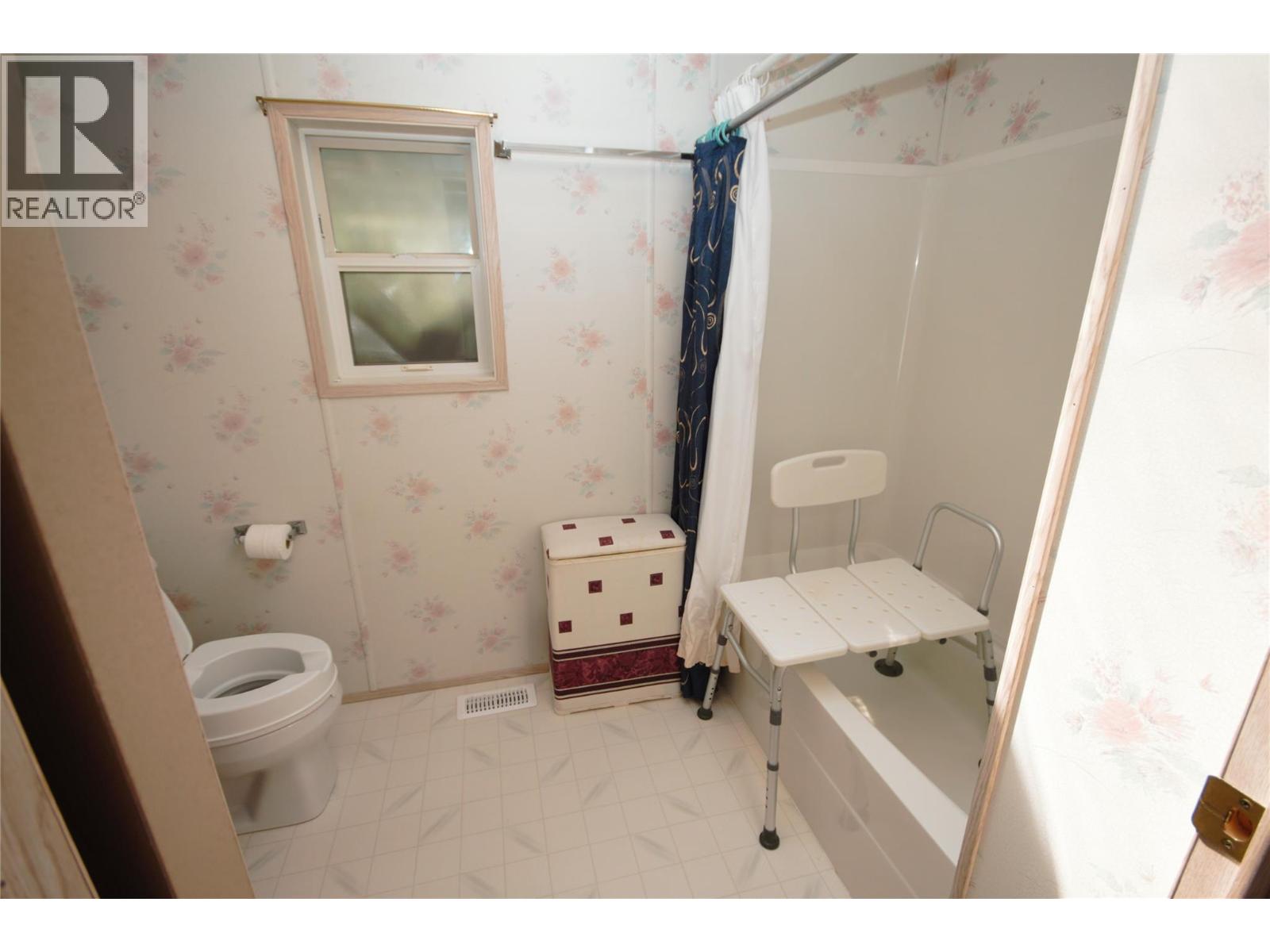 8598 Highway 97 Unit# 15 Property Photo 22