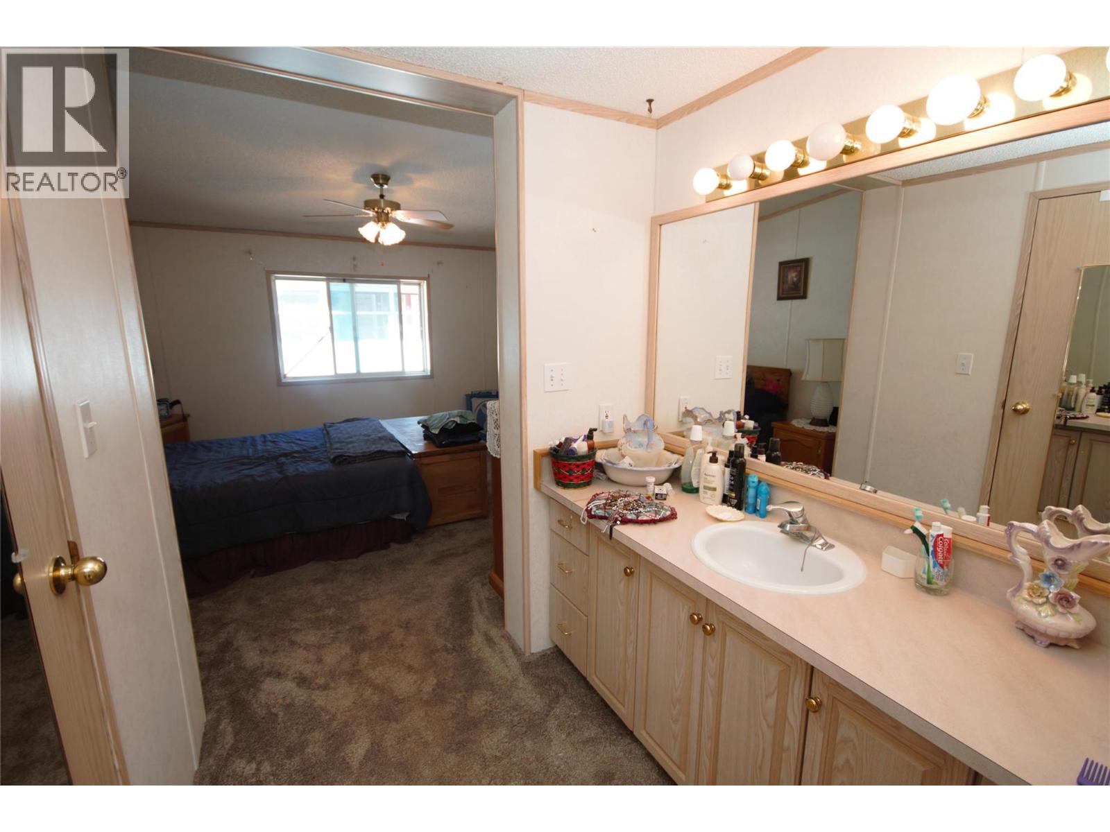 8598 Highway 97 Unit# 15 Property Photo 24