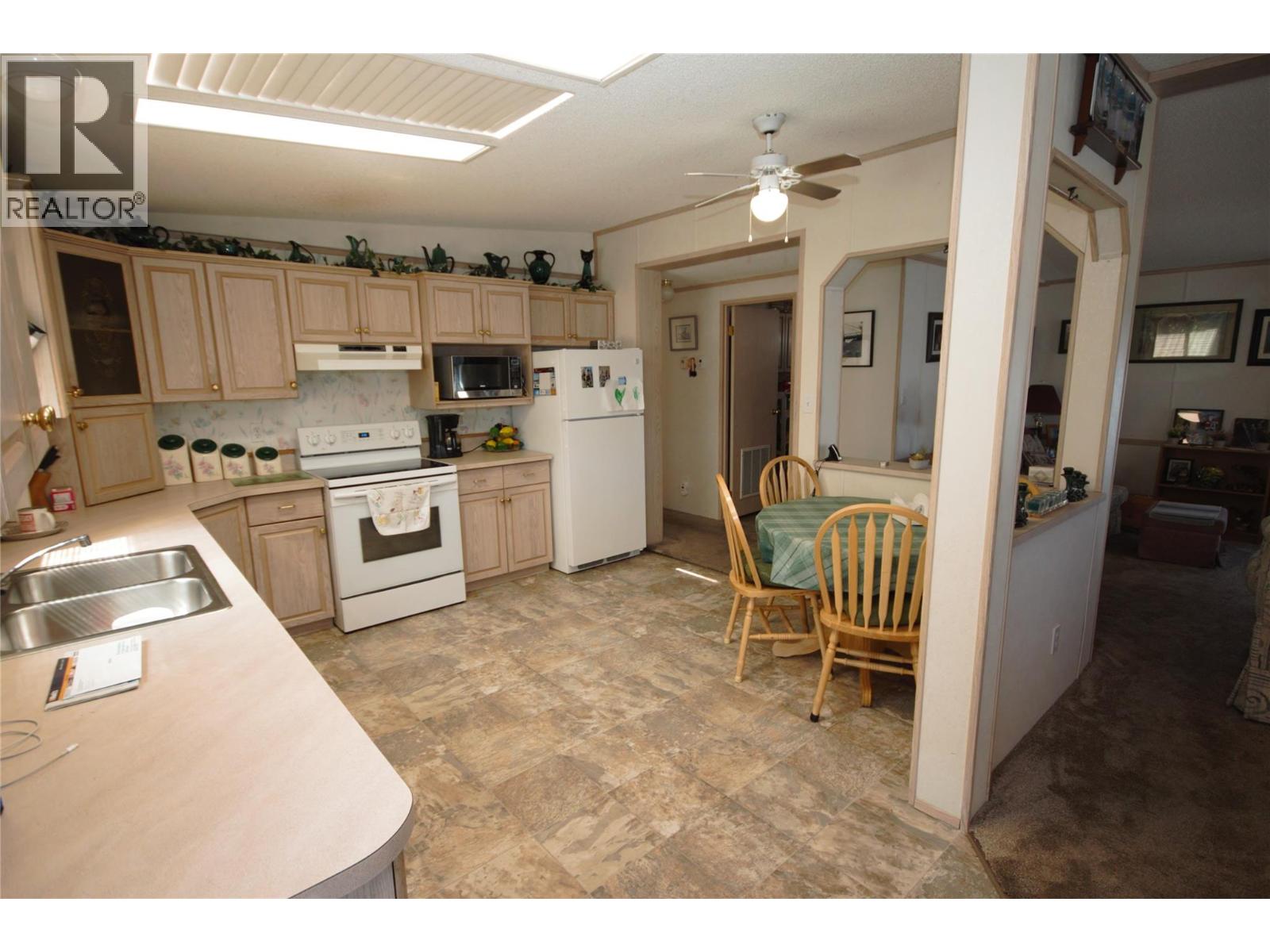 8598 Highway 97 Unit# 15 Property Photo 30