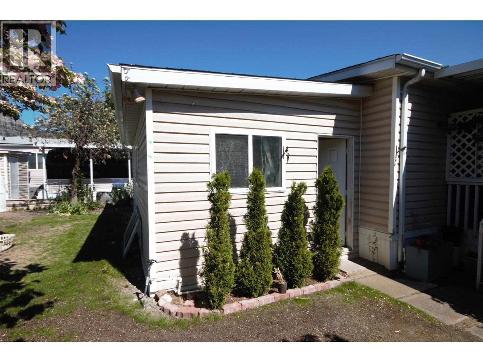 8598 Highway 97 Unit# 15 Property Photo 38