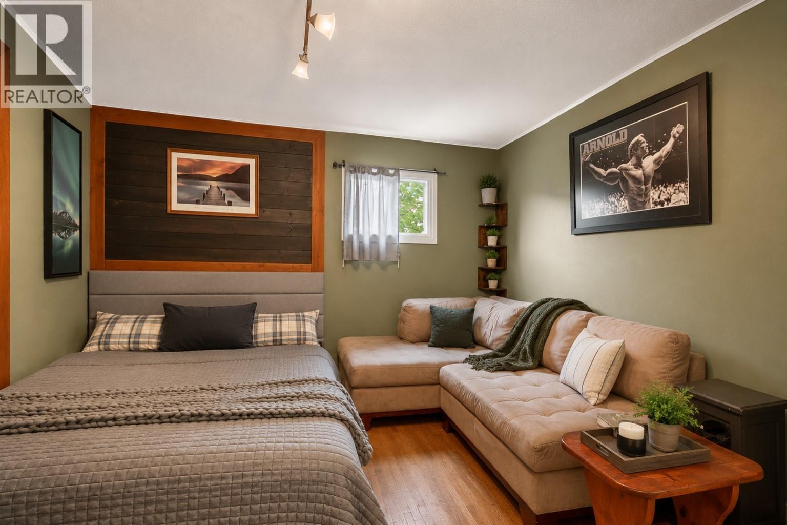 1829 Abbott Street Property Photo 12