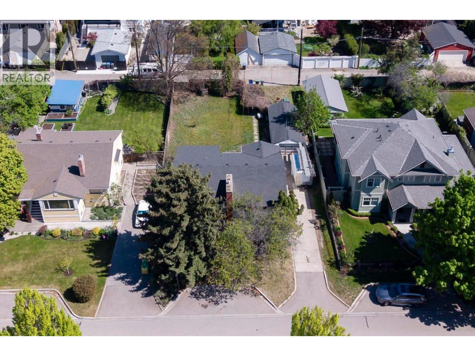 1829 Abbott Street Property Photo 19
