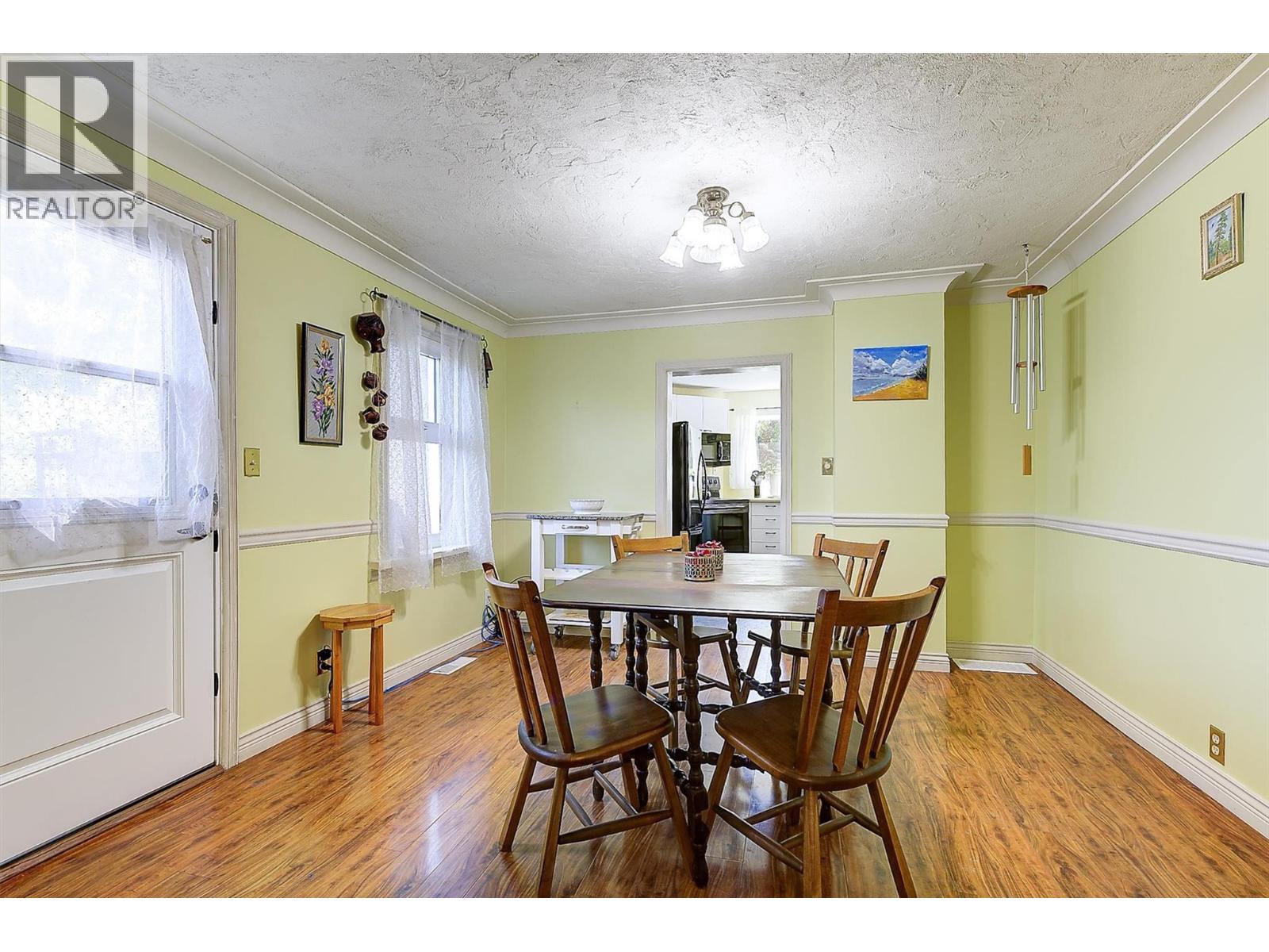 725 Fraser Road Property Photo 11