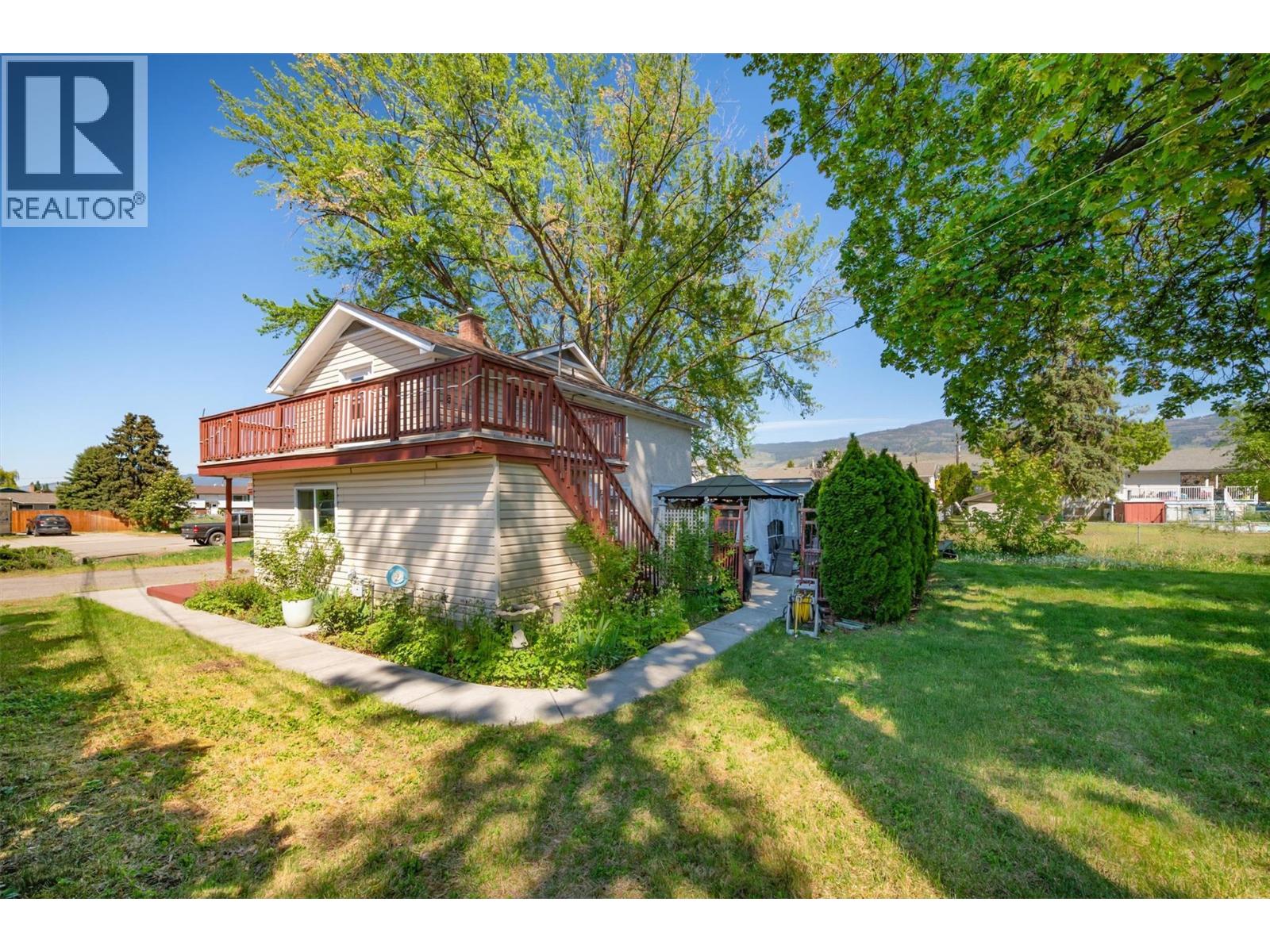 725 Fraser Road Property Photo 14