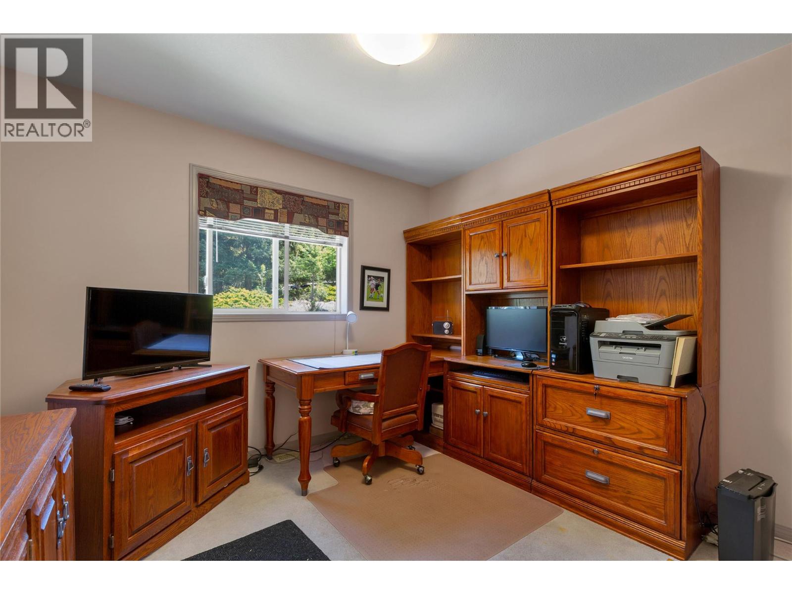 35 Peregrine Way Property Photo 24