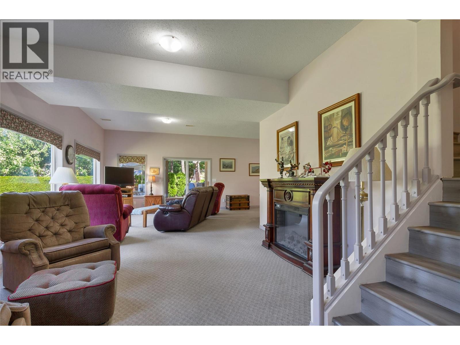 35 Peregrine Way Property Photo 30