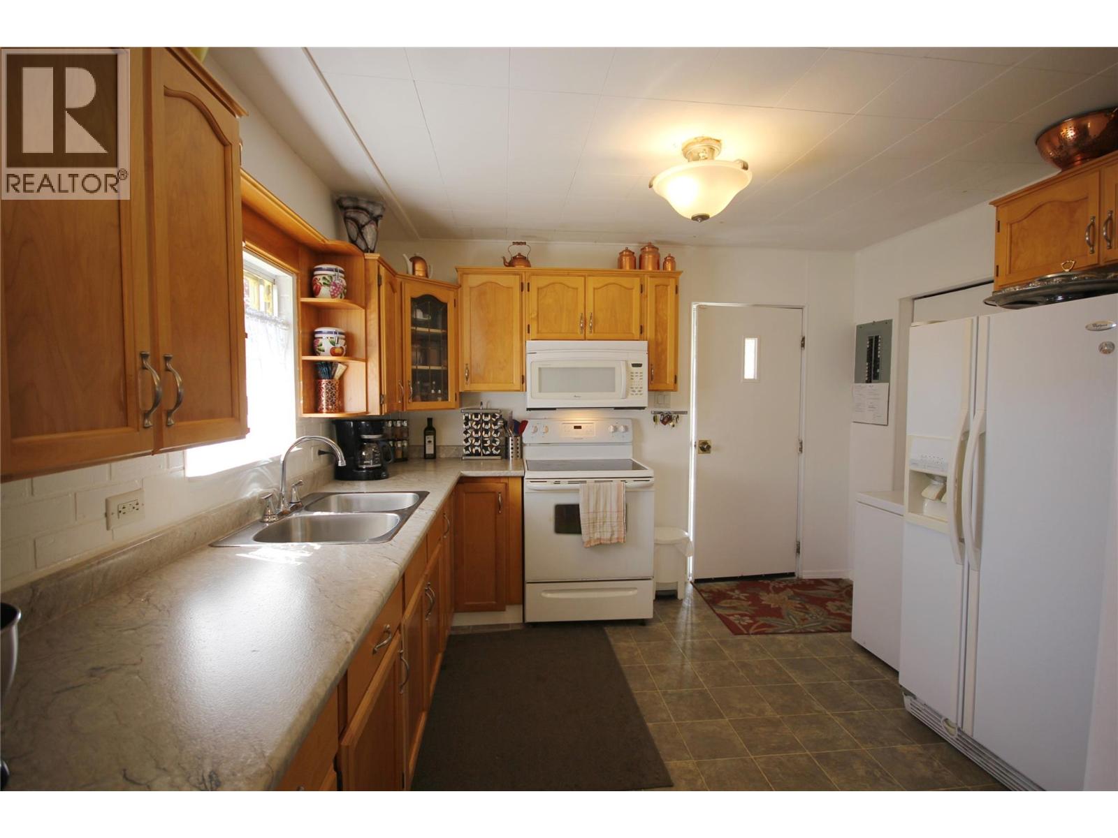 402 CONKLIN Avenue