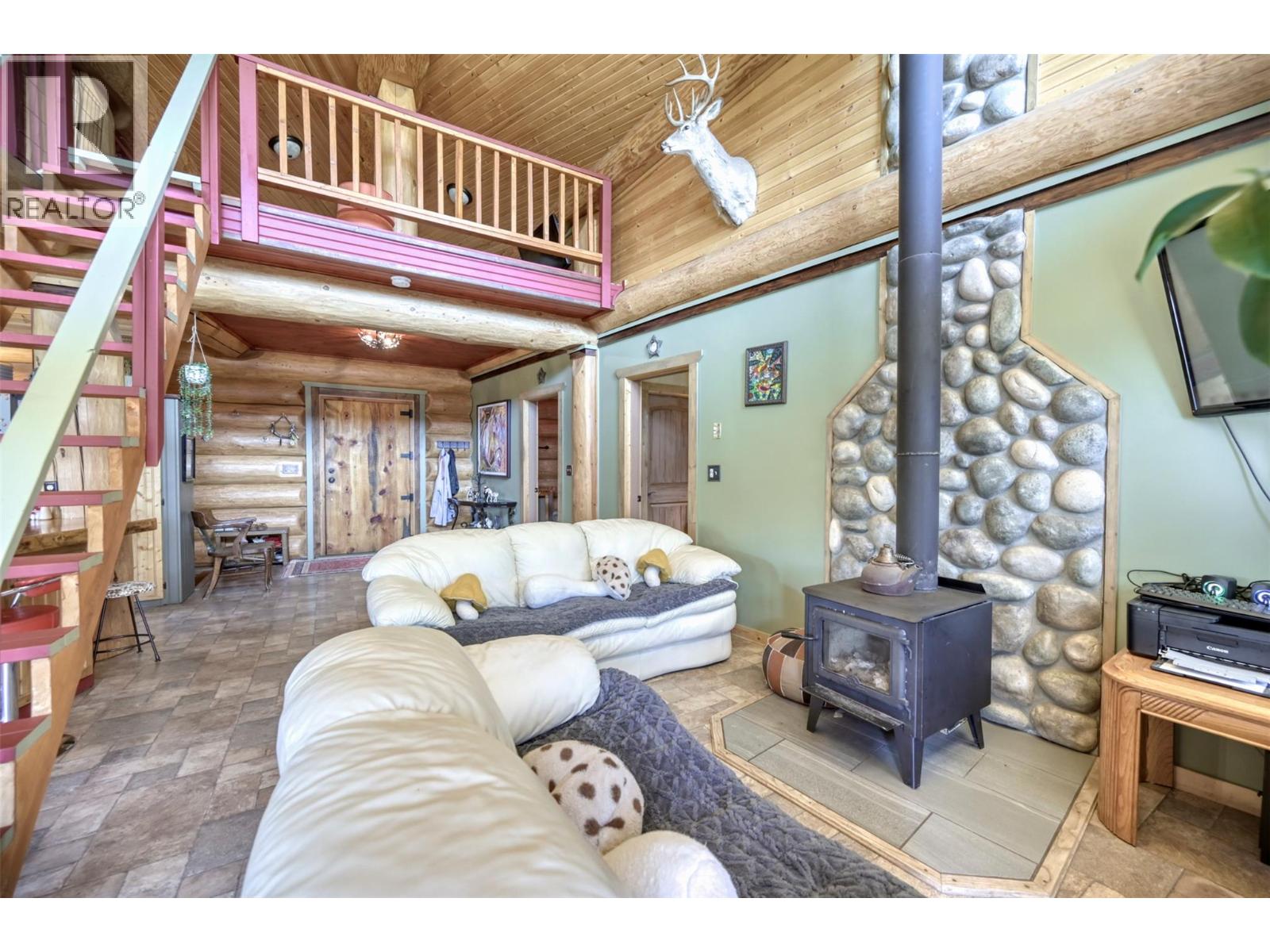 150 Nighthawk Road Property Photo 12