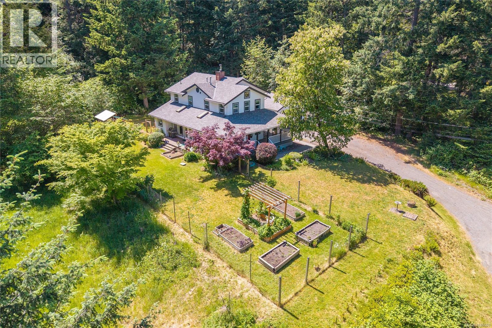 2956 Ridgeway Rd Property Photo 3