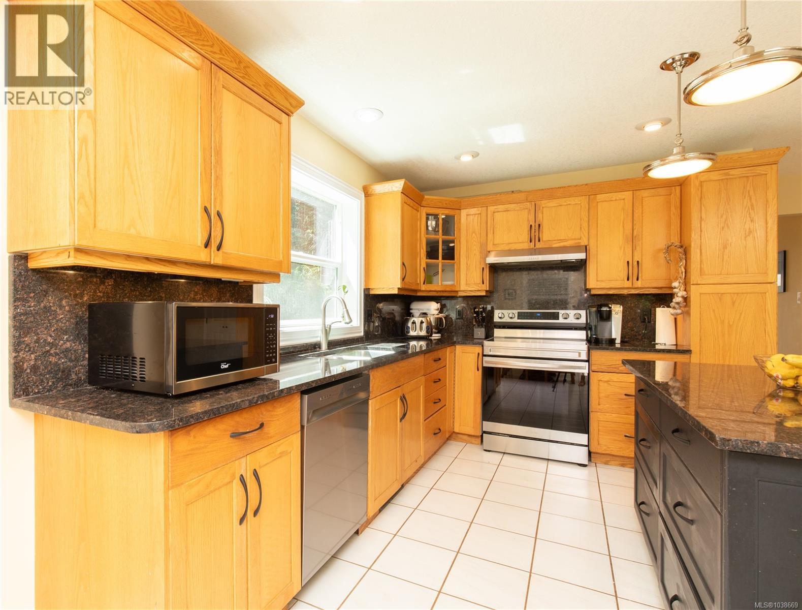 2956 Ridgeway Rd Property Photo 7