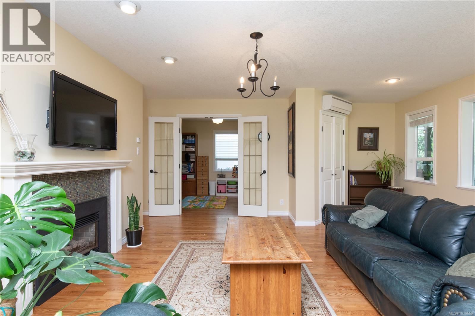 2956 Ridgeway Rd Property Photo 12