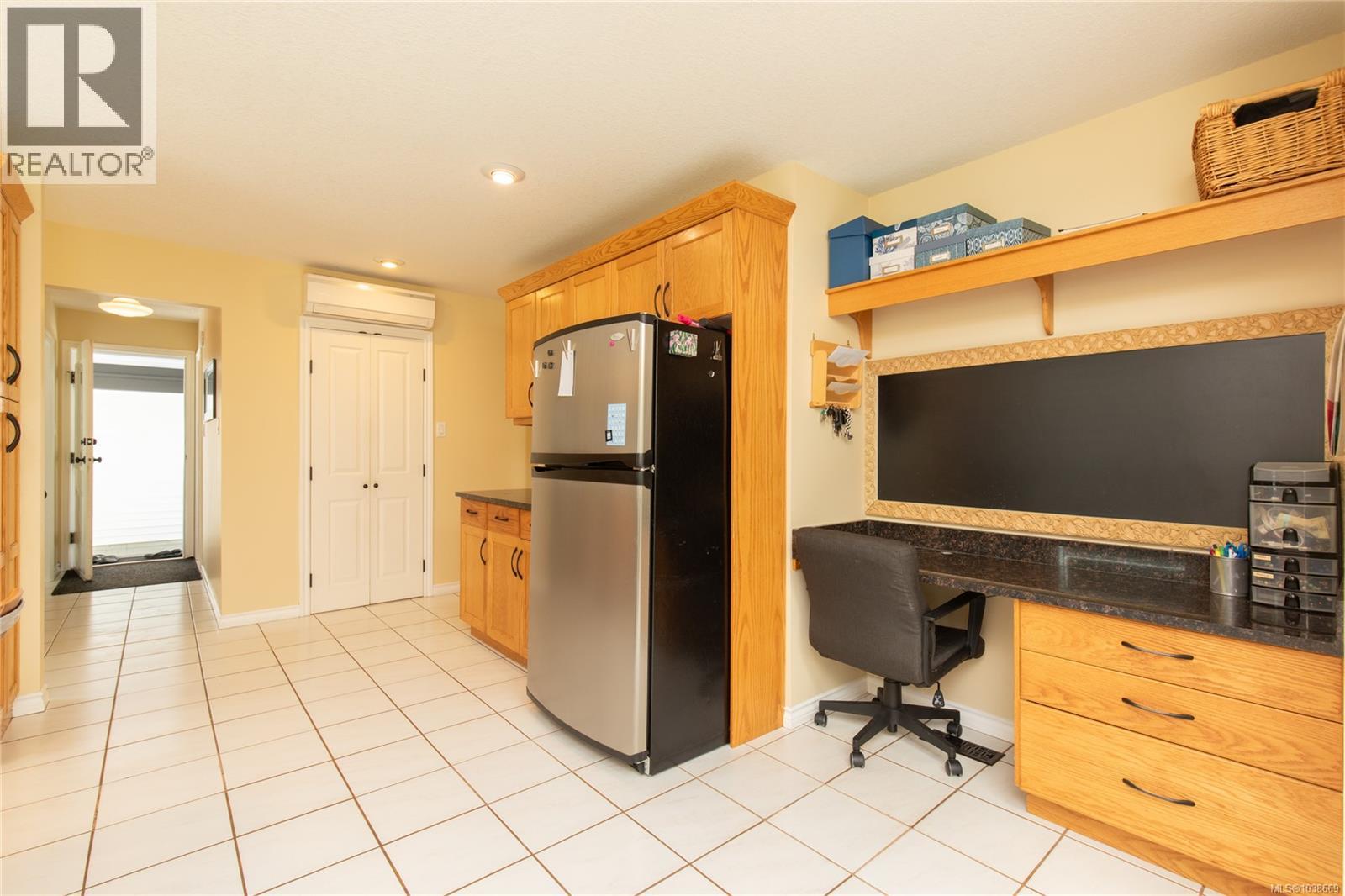 2956 Ridgeway Rd Property Photo 15