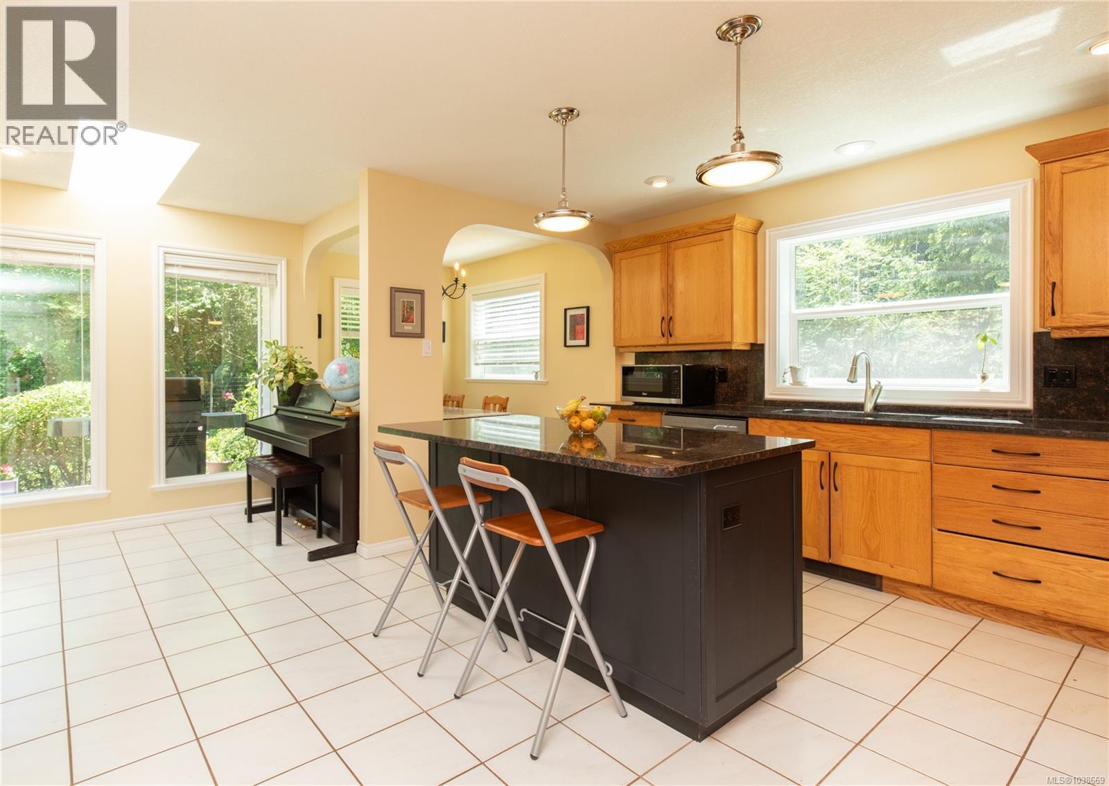 2956 Ridgeway Rd Property Photo 18