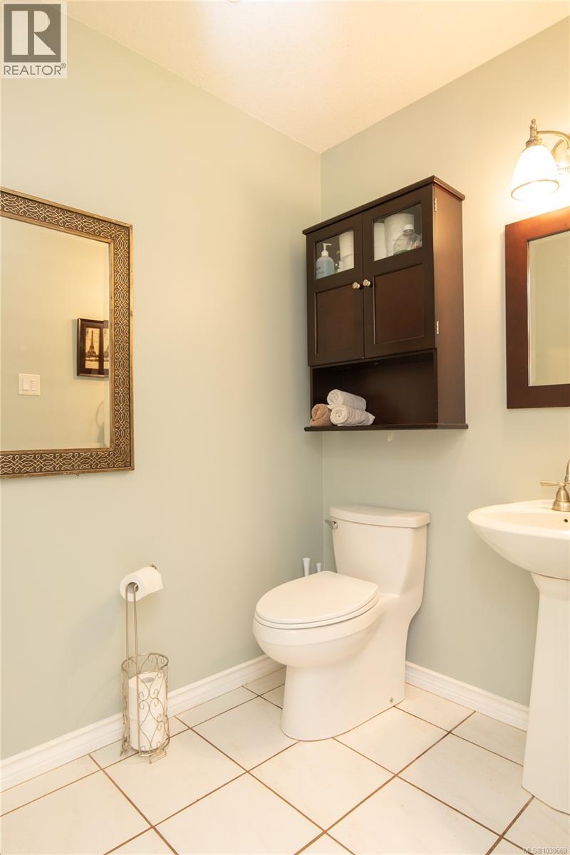 2956 Ridgeway Rd Property Photo 22