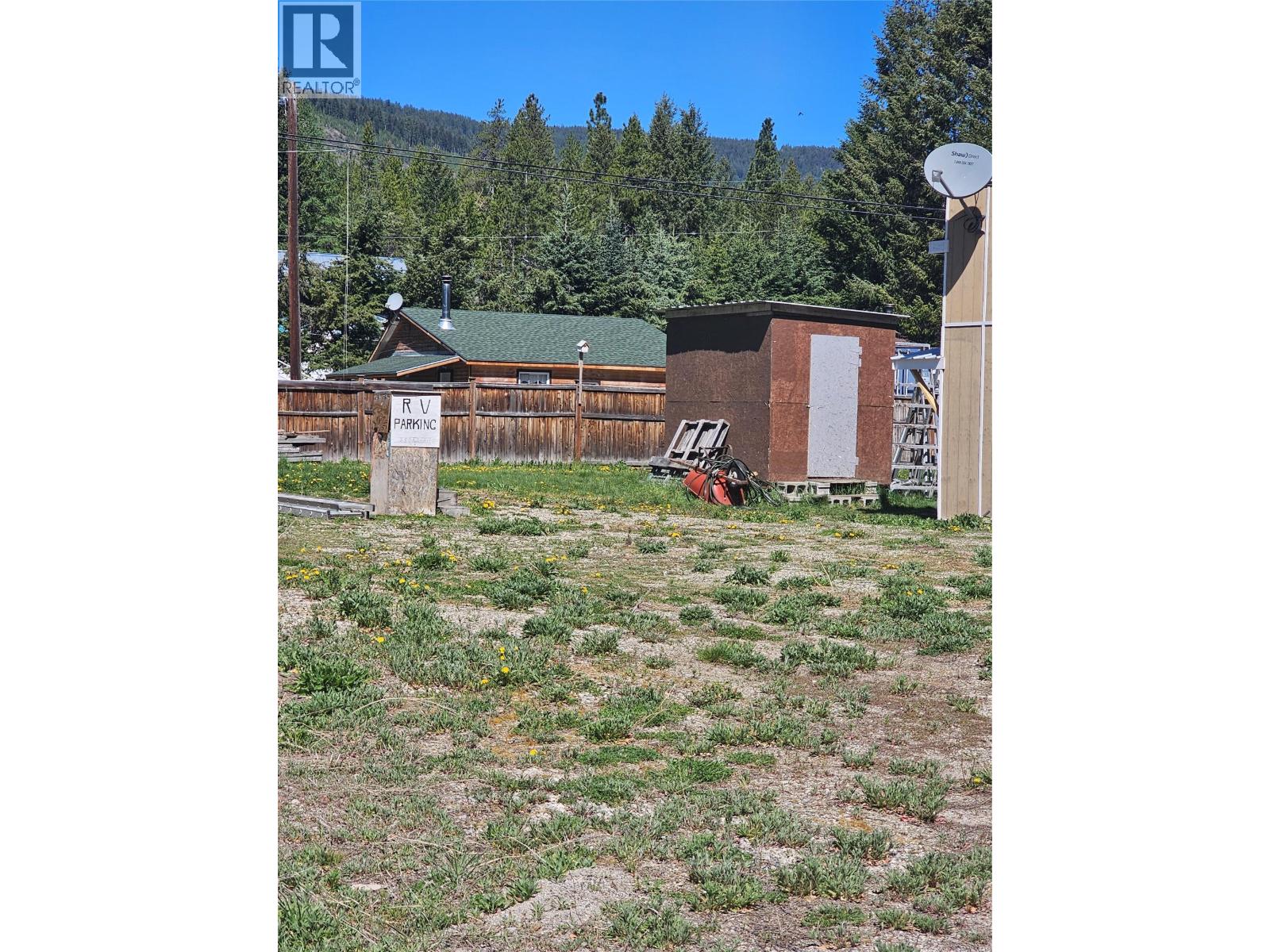 5851 33 Highway Property Photo 13