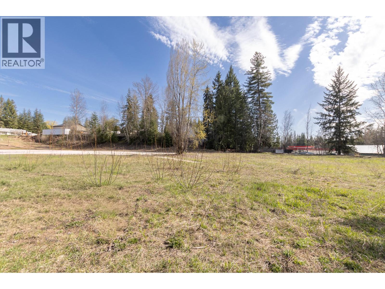 5755 Mellor Frontage Road Property Photo 9