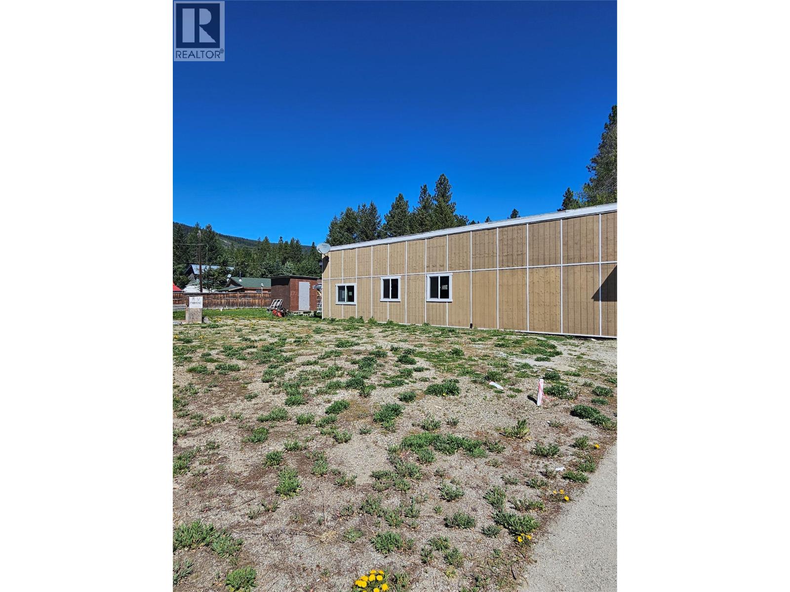 5851 33 Highway Property Photo 15