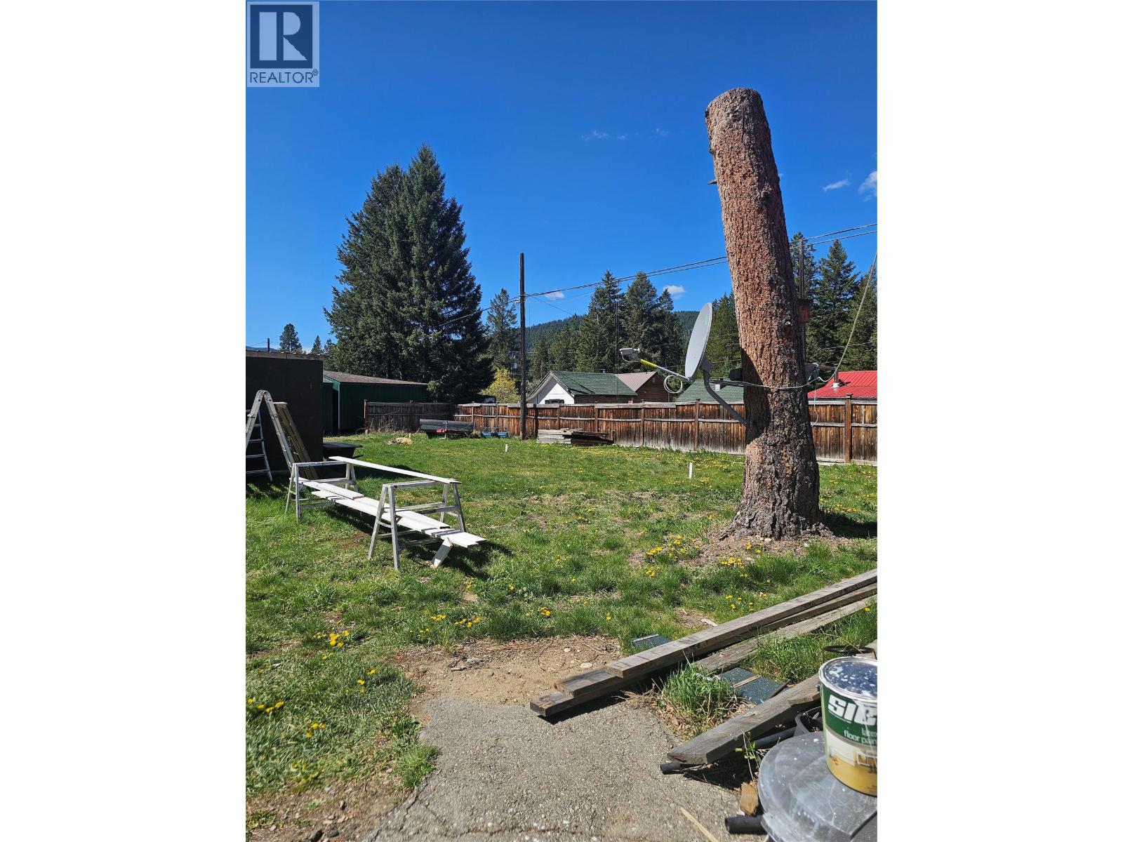 5851 33 Highway Property Photo 17
