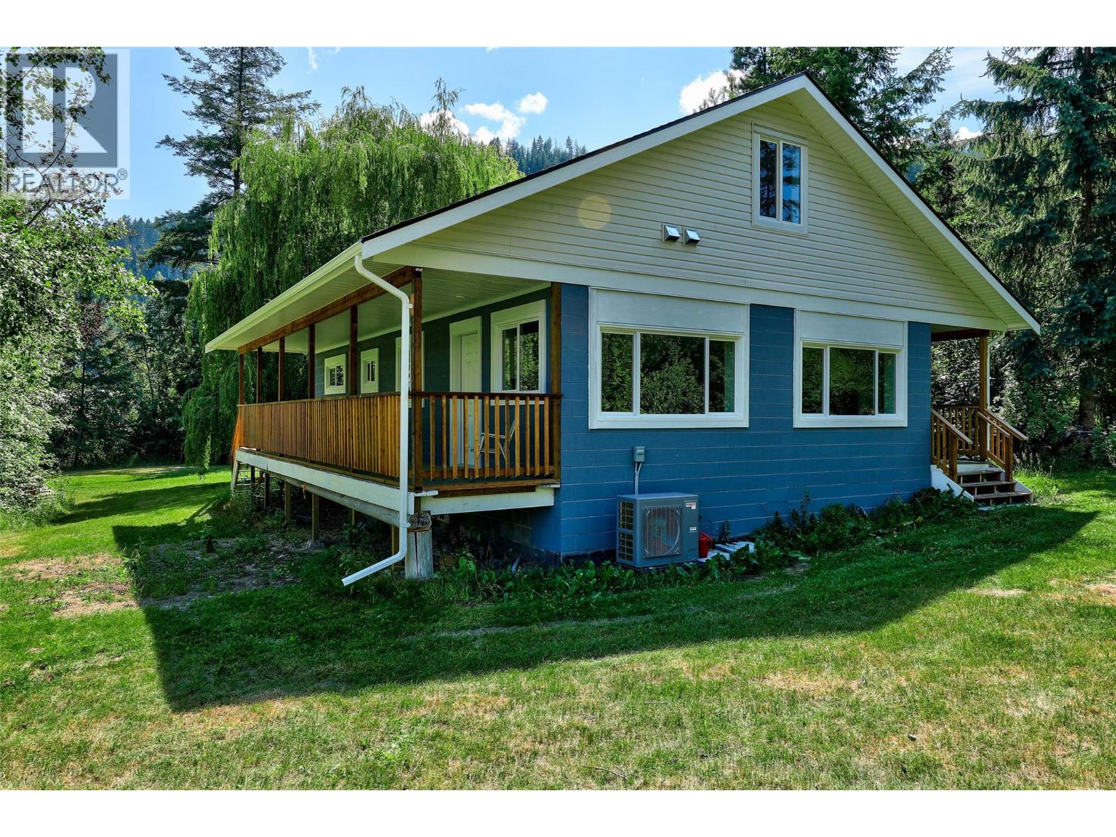 228 Webb Road Property Photo 2