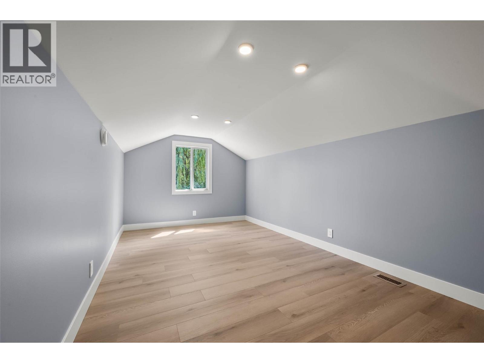 228 Webb Road Property Photo 18