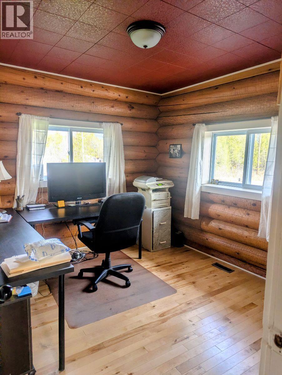 8389 95a Highway Property Photo 14