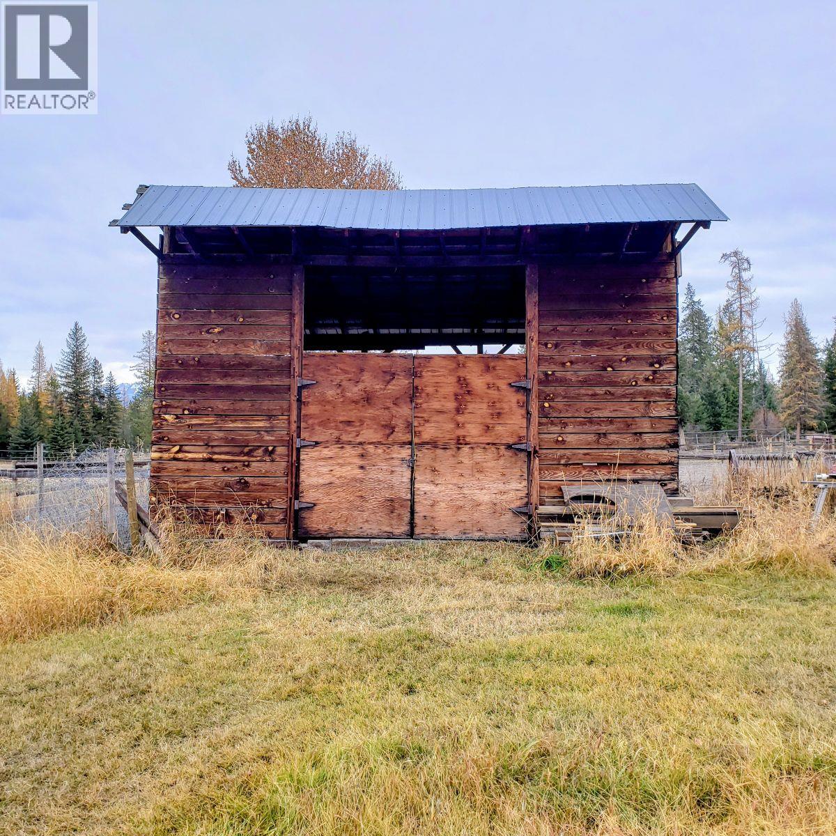 8389 95a Highway Property Photo 24