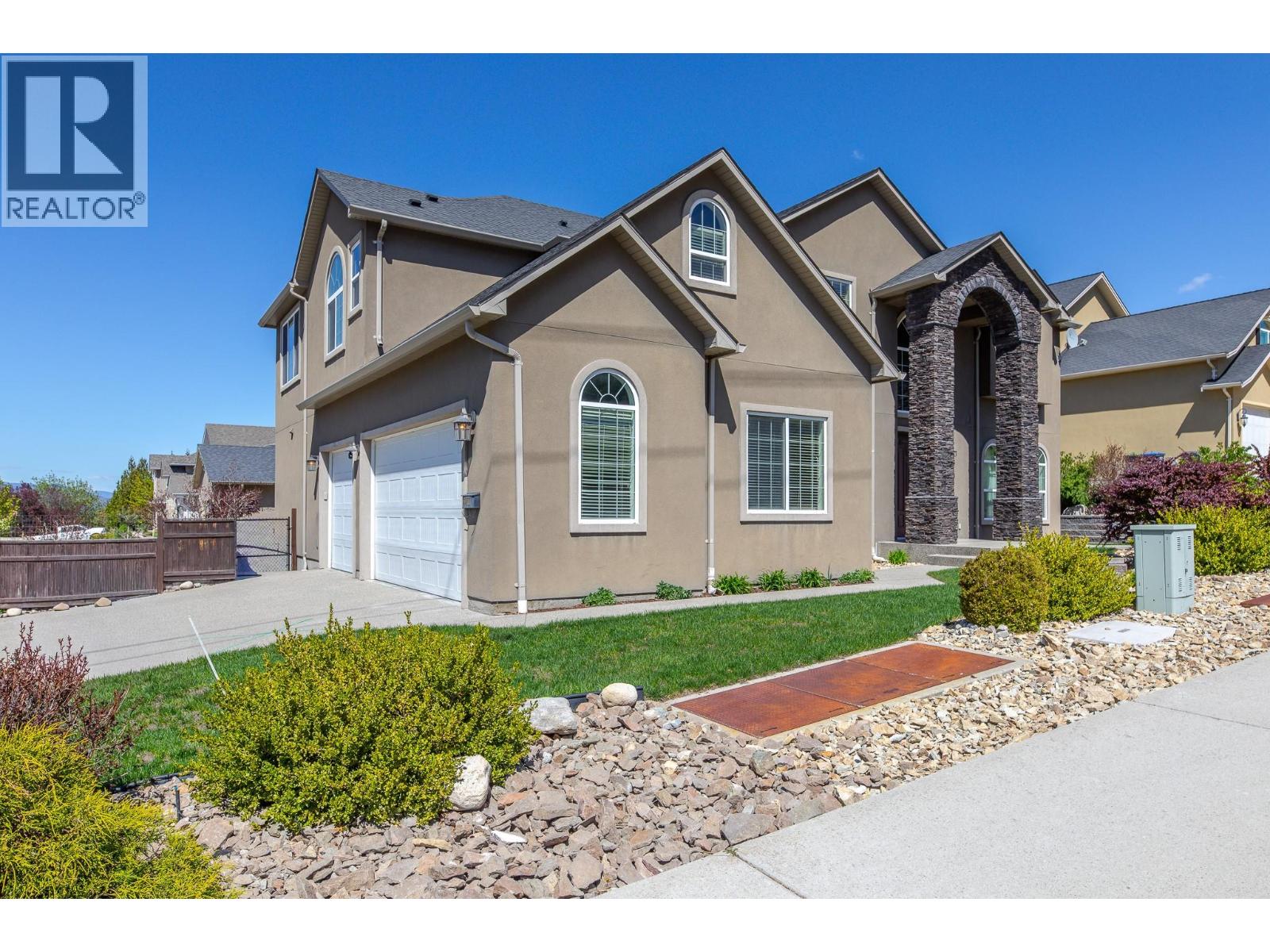 2377 Wiltse Drive Property Photo 2