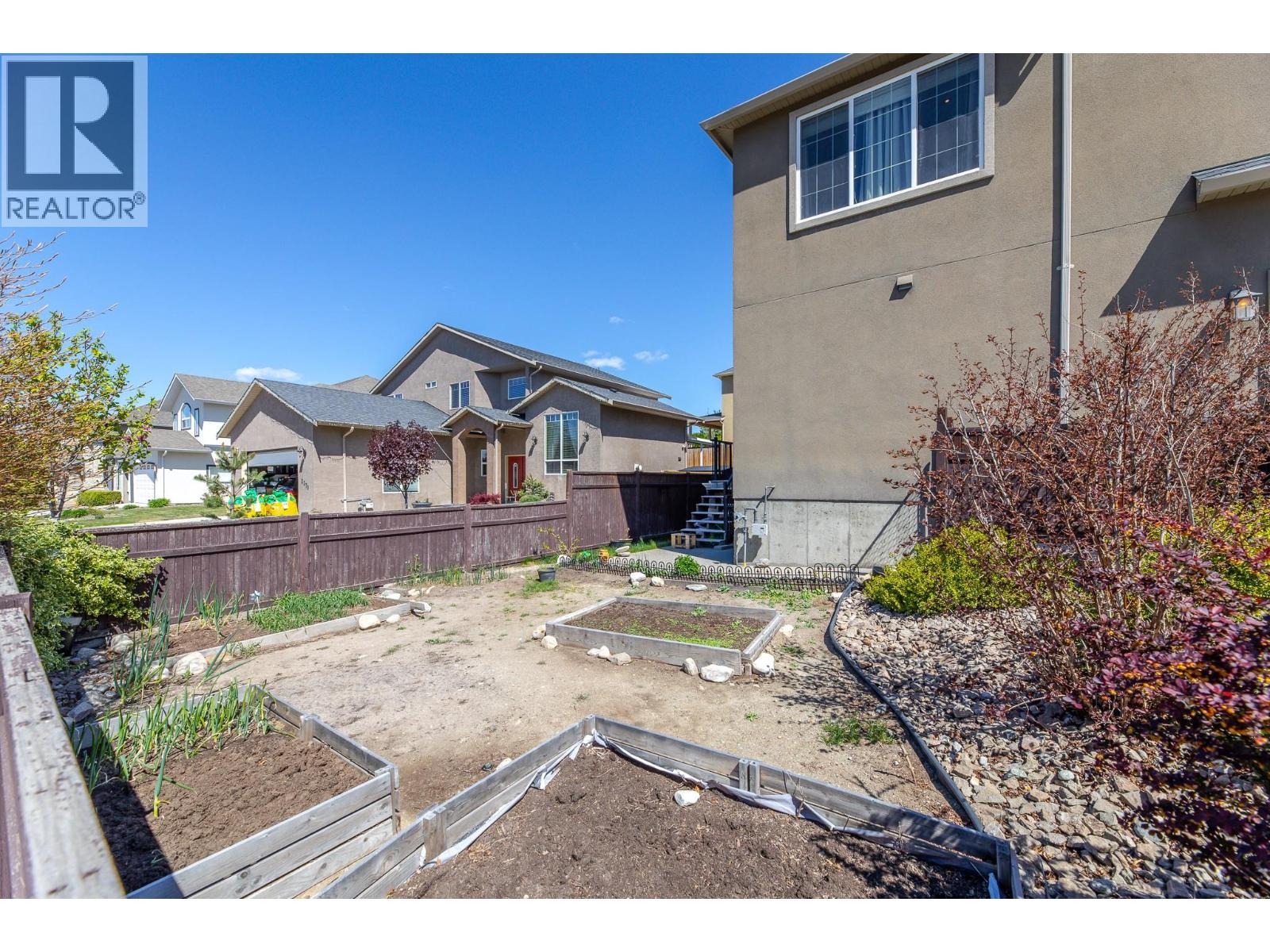 2377 Wiltse Drive Property Photo 4