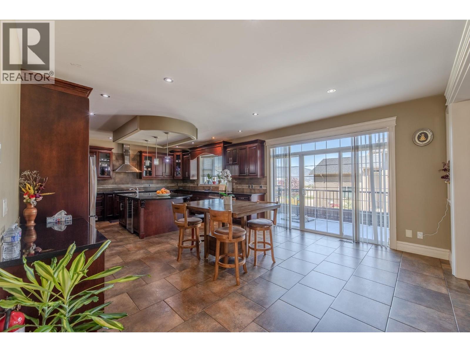 2377 Wiltse Drive Property Photo 10
