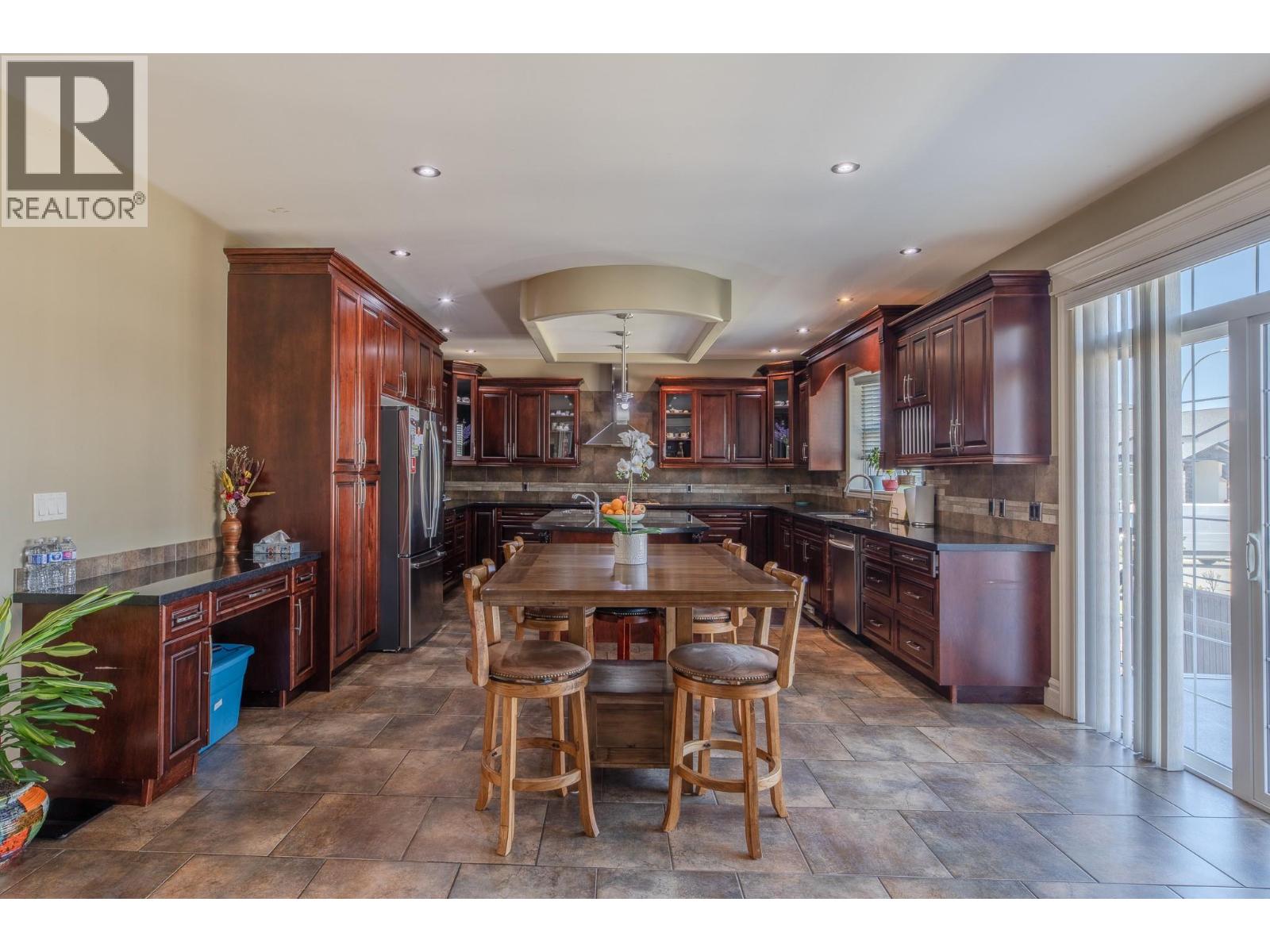 2377 Wiltse Drive Property Photo 11