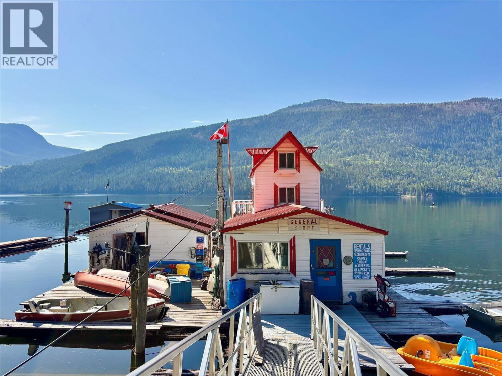 3614 Lumby Mabel Lake Road Property Photo 10