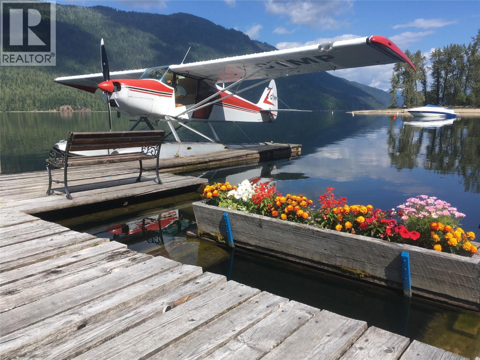 3614 Lumby Mabel Lake Road Property Photo 18