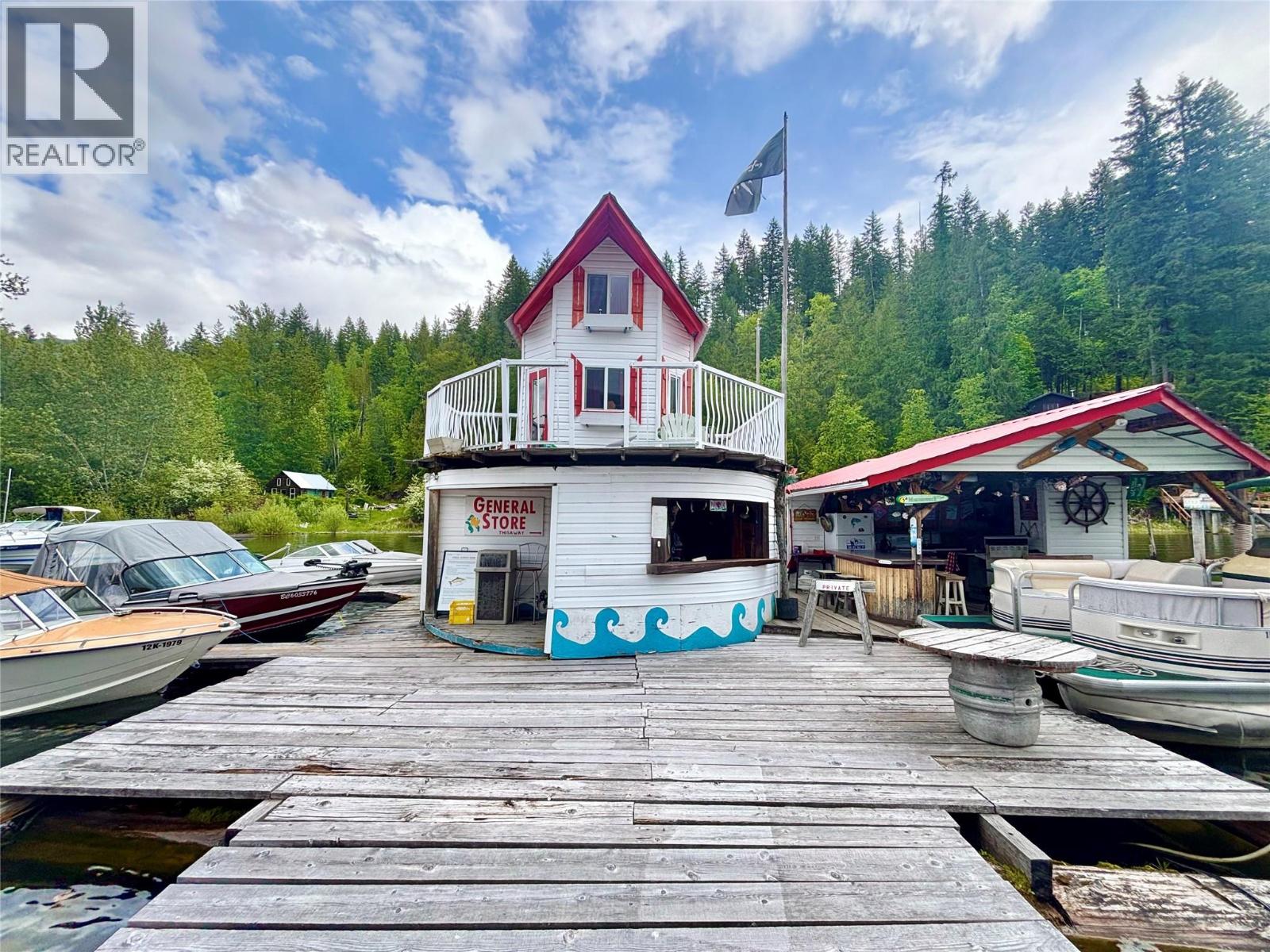 3614 Lumby Mabel Lake Road Property Photo 19