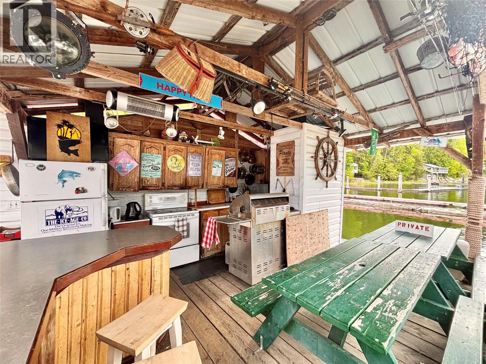 3614 Lumby Mabel Lake Road Property Photo 23