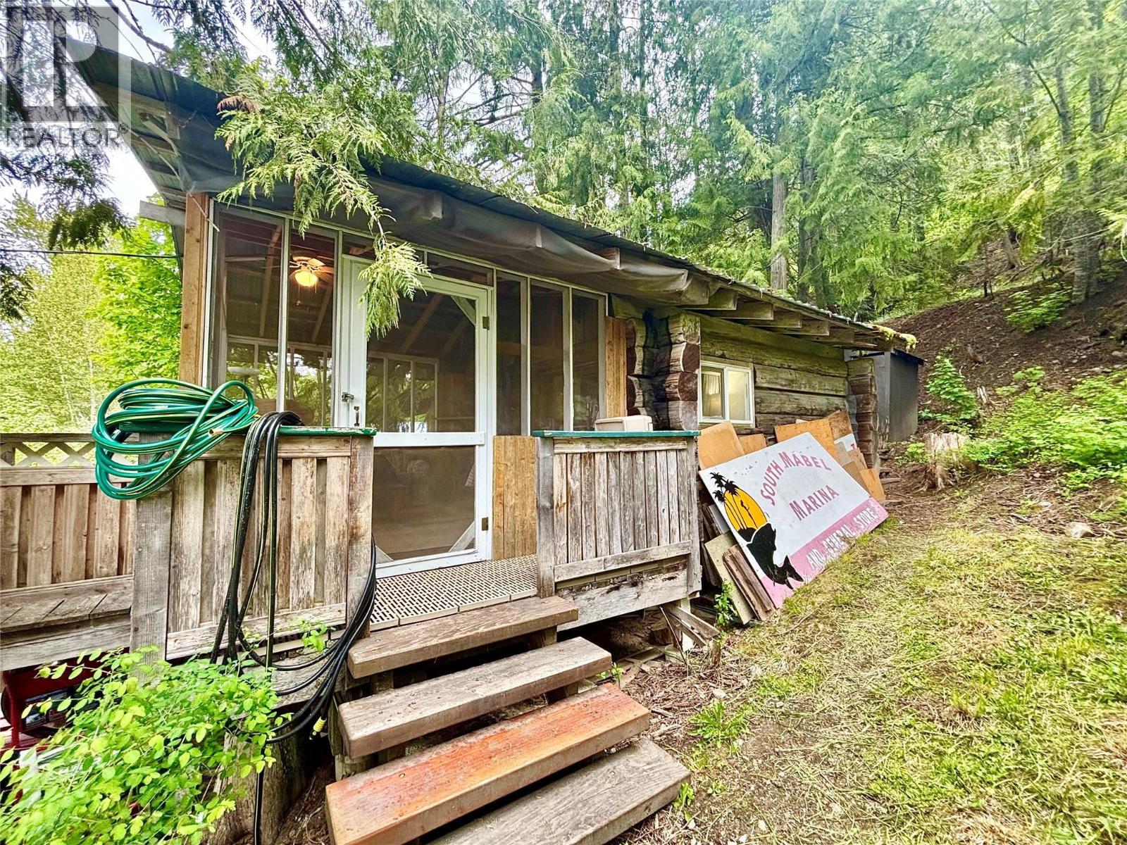 3614 Lumby Mabel Lake Road Property Photo 44