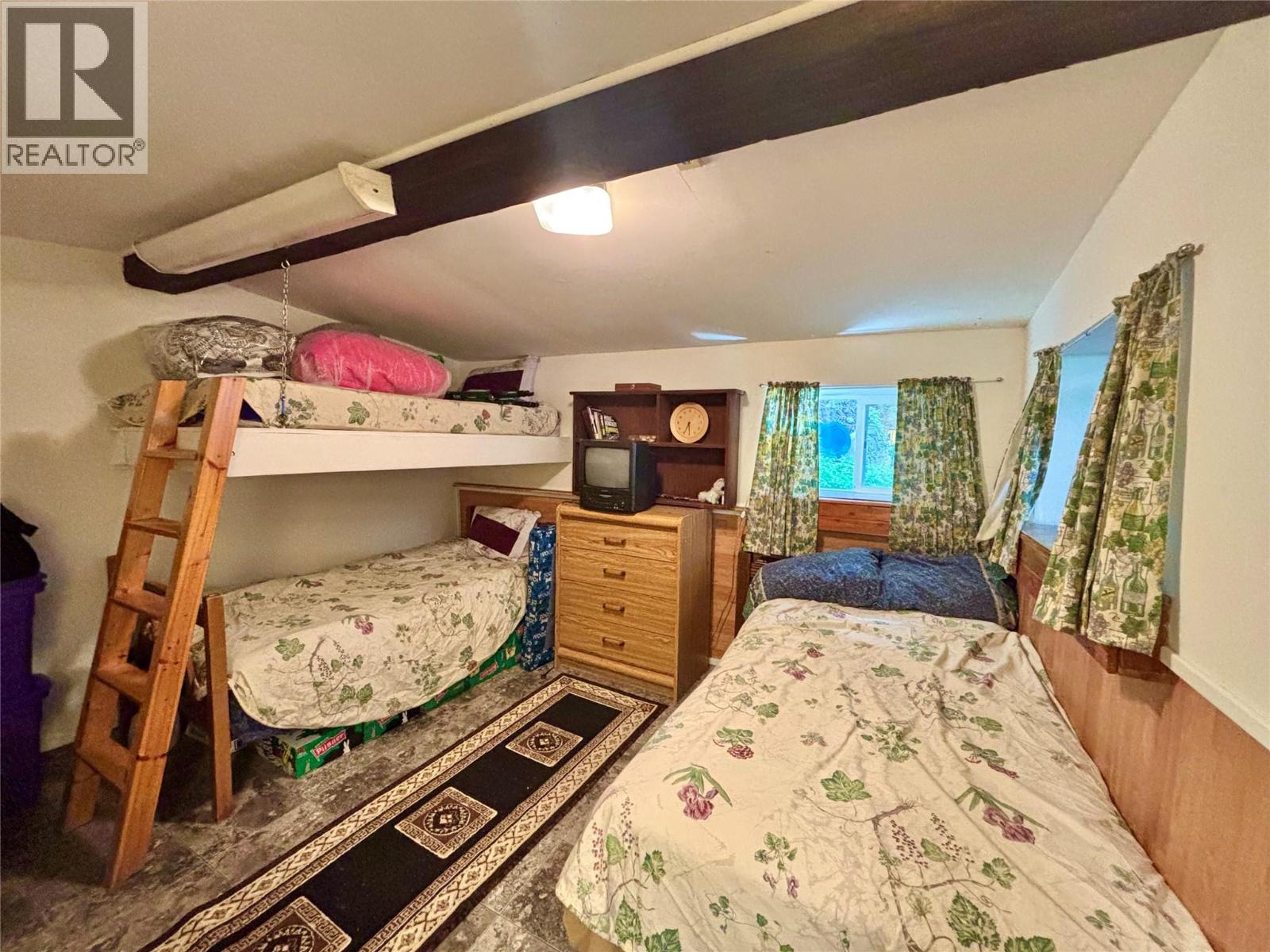 3614 Lumby Mabel Lake Road Property Photo 49