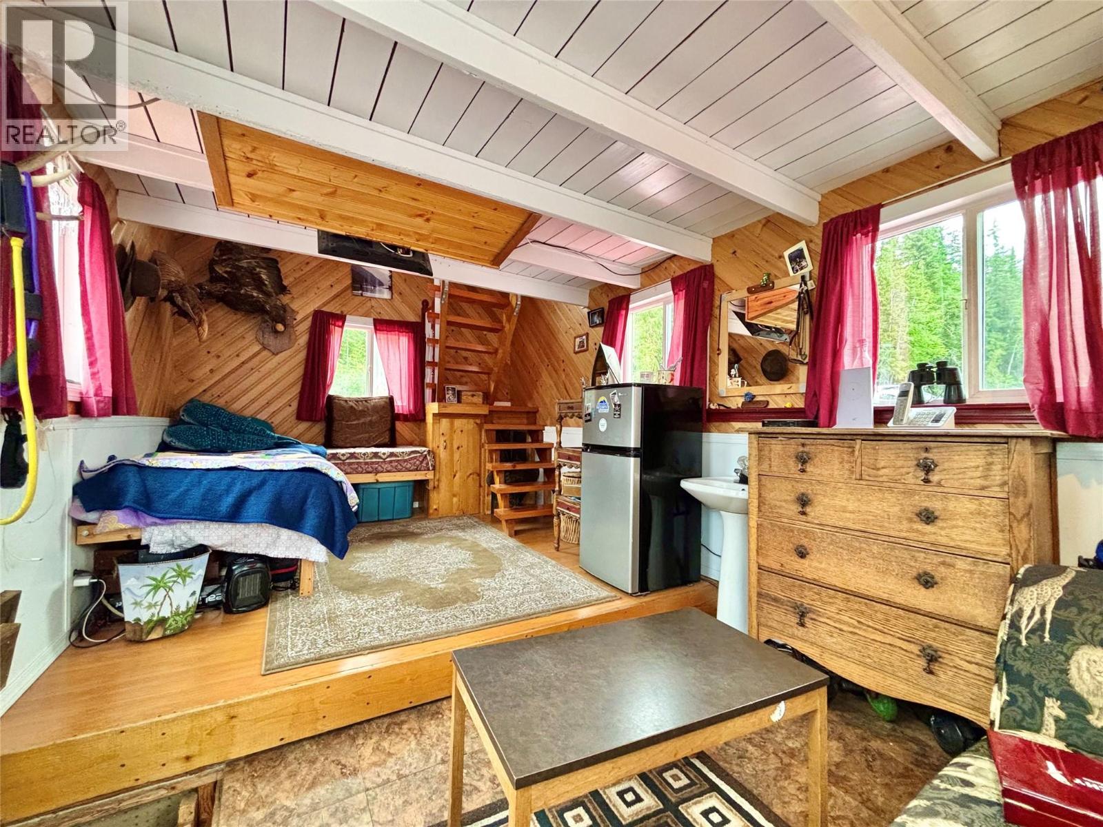 3614 Lumby Mabel Lake Road Property Photo 65