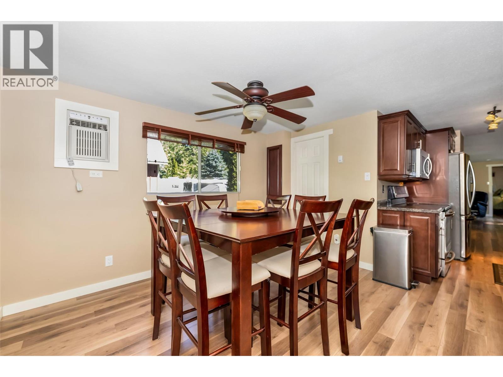 8979 Hummingbird Frontage Road Property Photo 16